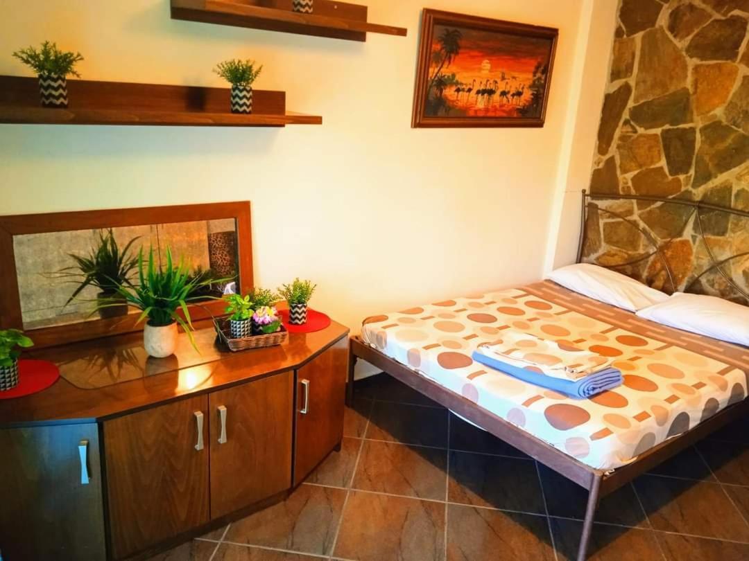 Blue Moon Accommodation Nea Michaniona Exterior foto